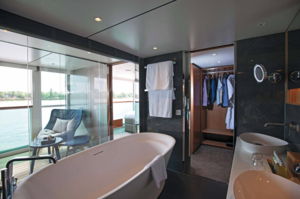 Royal Owner's Suite